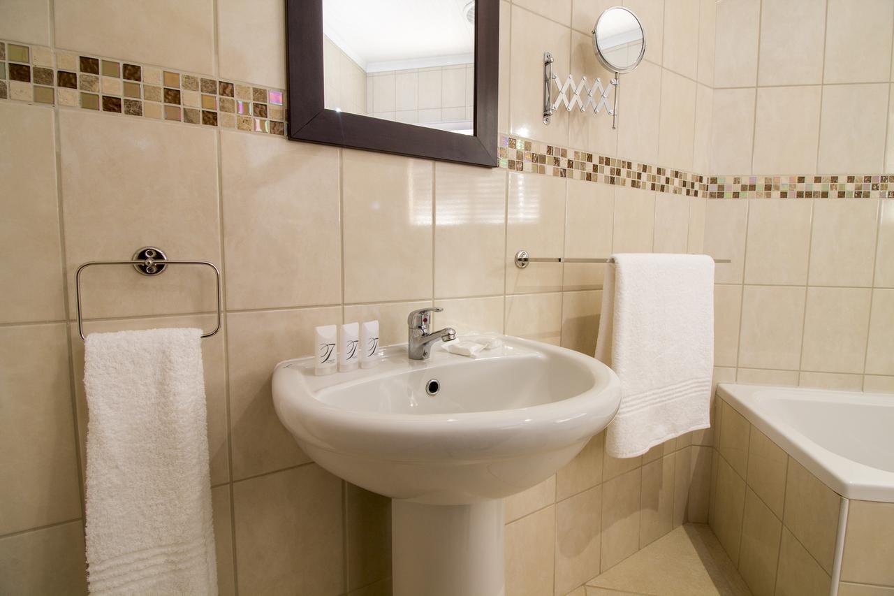 Tsitsikamma Manor Bed & Breakfast Stormsrivier Dış mekan fotoğraf